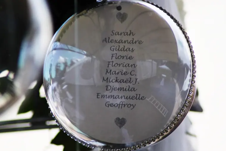 boule suspendue plan de table mariage original