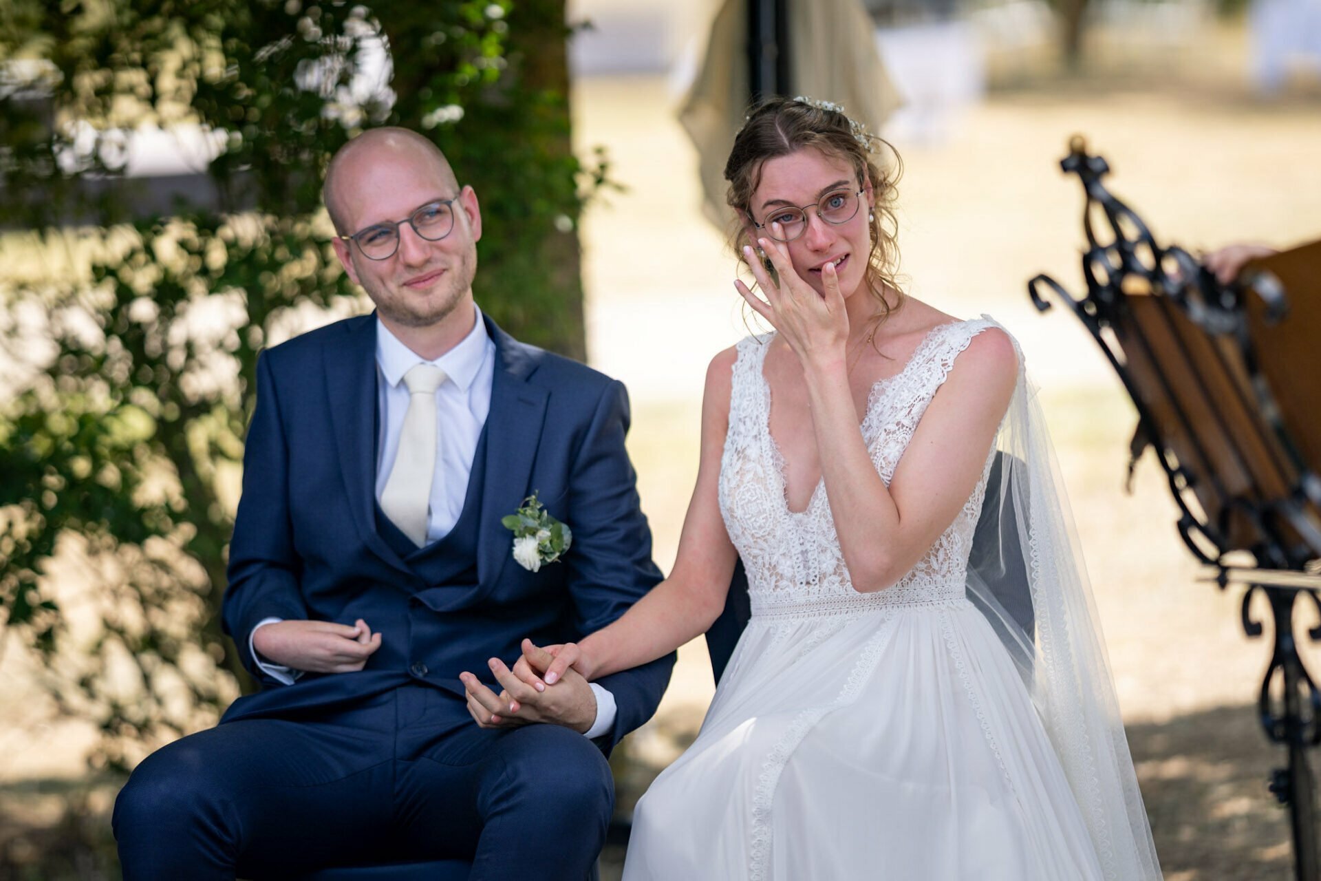 larmes de la mariée pendant la cérémonie